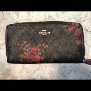 Coach Accordion Zip Wallet